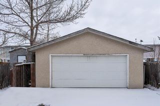 Photo 21: 221 Penworth Drive SE in Calgary: Penbrooke Meadows Row/Townhouse for sale : MLS®# A1183714