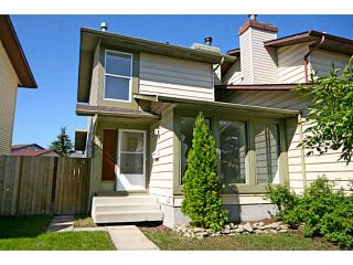 Photo 2: 29 TEMPLEMONT Drive NE in CALGARY: Temple Residential Attached for sale (Calgary)  : MLS®# C3576651