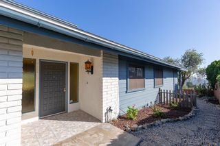 Photo 3: MOUNT HELIX House for sale : 4 bedrooms : 4255 Crestview Drive in La Mesa