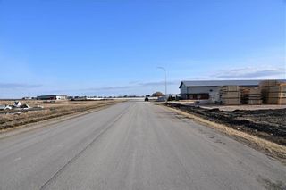 Photo 5: 651 Discovery Drive in Grande Pointe: Industrial / Commercial / Investment for sale (R07)  : MLS®# 202306571