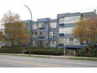 Main Photo: 301 2133 DUNDAS Street in Vancouver: Hastings Condo for sale in "HARBOUR GATE" (Vancouver East)  : MLS®# V942813