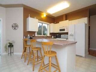 Photo 18: 201 2727 1st St in COURTENAY: CV Courtenay City Row/Townhouse for sale (Comox Valley)  : MLS®# 716740