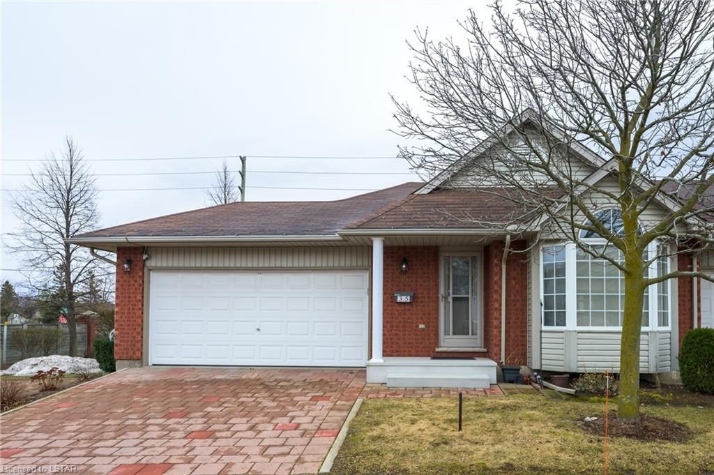 Main Photo: 35 875 THISTLEDOWN Way in London: North I Residential for sale (North)  : MLS®# 40227712