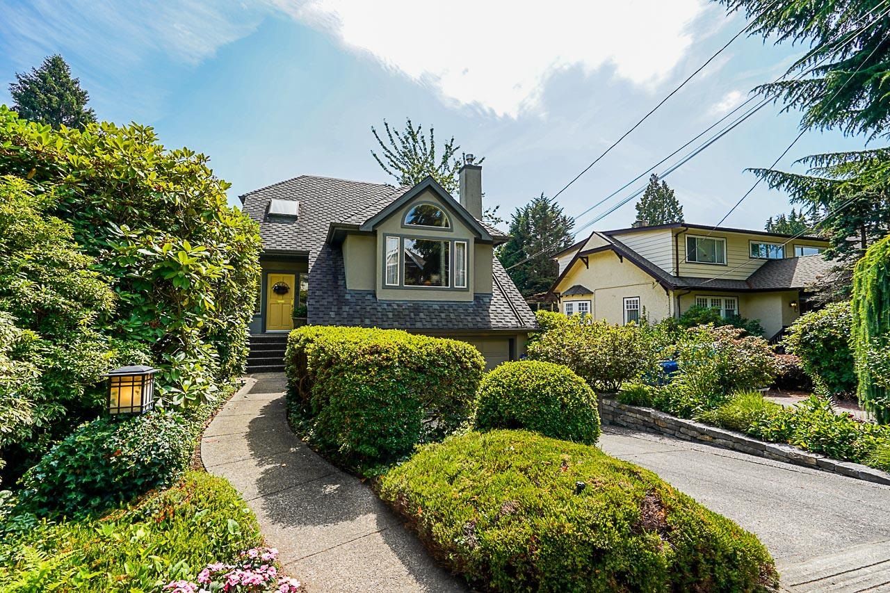 Main Photo: 3088 W 42ND Avenue in Vancouver: Kerrisdale House for sale (Vancouver West)  : MLS®# R2714316