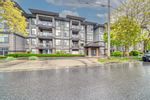 Main Photo: 106 2068 SANDALWOOD Crescent in Abbotsford: Central Abbotsford Condo for sale in "The Sterling" : MLS®# R2887906