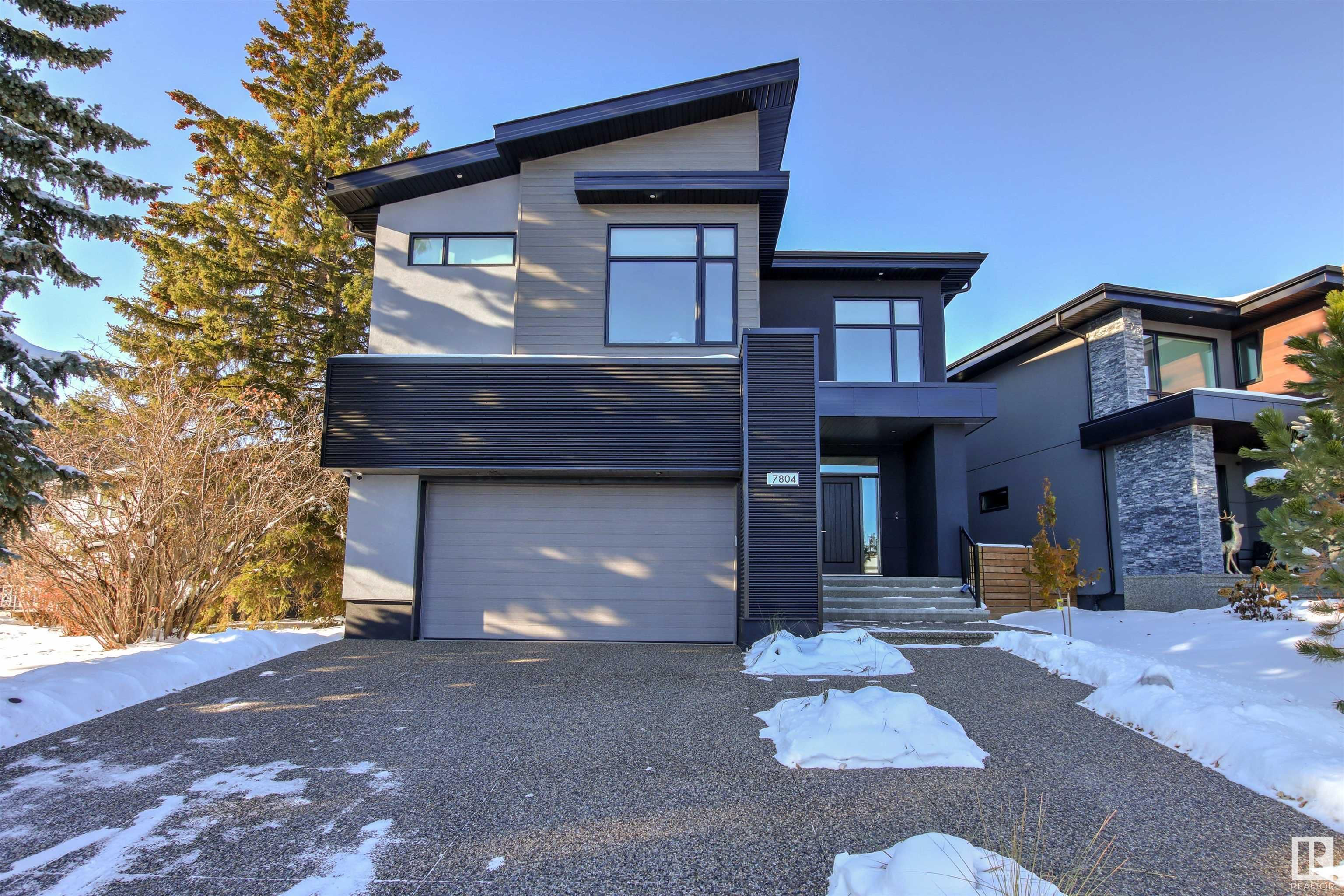 Main Photo: 7804 142 Street in Edmonton: Zone 10 House for sale : MLS®# E4320083