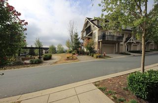 Photo 15: 126 3105 DAYANEE SPRINGS Boulevard in Coquitlam: Westwood Plateau Townhouse for sale in "WHITETAIL LANE II" : MLS®# R2204779
