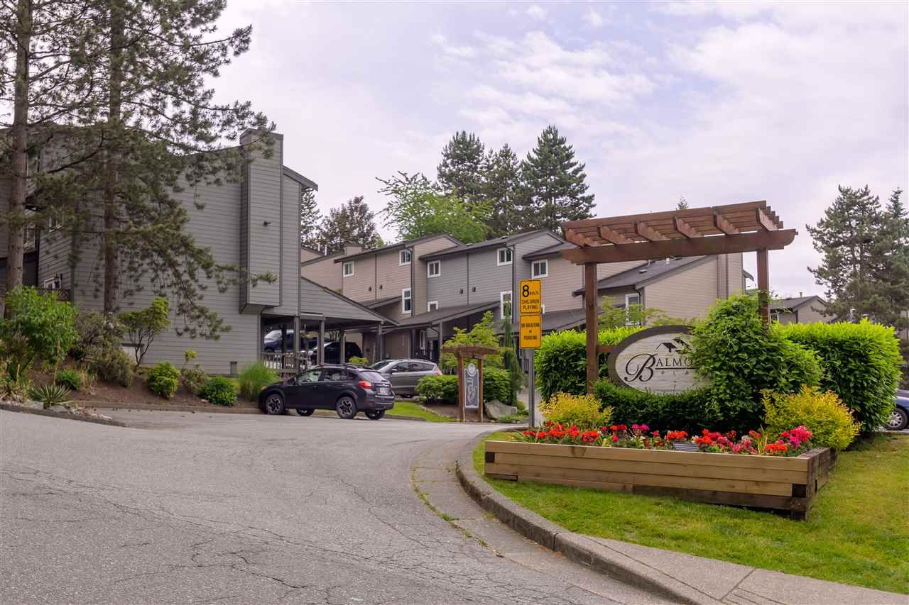 Main Photo: 287 BALMORAL Place in Port Moody: North Shore Pt Moody Townhouse for sale in "BALMORAL PLACE" : MLS®# R2378595