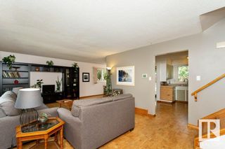 Photo 2: 16544 78 Avenue in Edmonton: Zone 22 House for sale : MLS®# E4319374