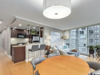 Photo 1: 1102 550 PACIFIC STREET in Vancouver: Yaletown Condo for sale (Vancouver West)  : MLS®# R2653087