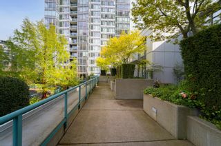Photo 35: 3F 1067 MARINASIDE Crescent in Vancouver: Yaletown Townhouse for sale in "Quaywest" (Vancouver West)  : MLS®# R2682507