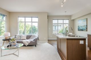 Photo 7: 85 9800 ODLIN Road in Richmond: West Cambie Townhouse for sale in "HENESSEY GREEN" : MLS®# R2301919