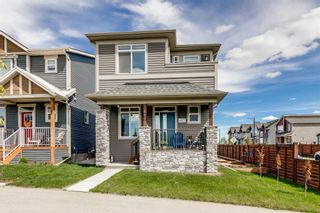 Photo 2: 617 Chinook Gate Greenway SW: Airdrie Detached for sale : MLS®# A2135892