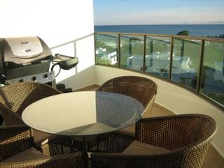 Photo 3: Playa Blanca Resort mid floor ocean view 199K