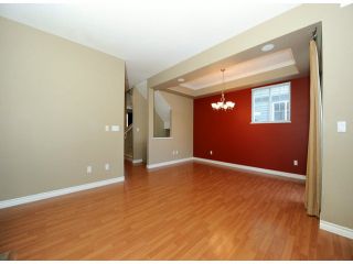 Photo 9: 16 14453 72ND Avenue in Surrey: East Newton Townhouse for sale in "SEQUOIA GREEN" : MLS®# F1326702