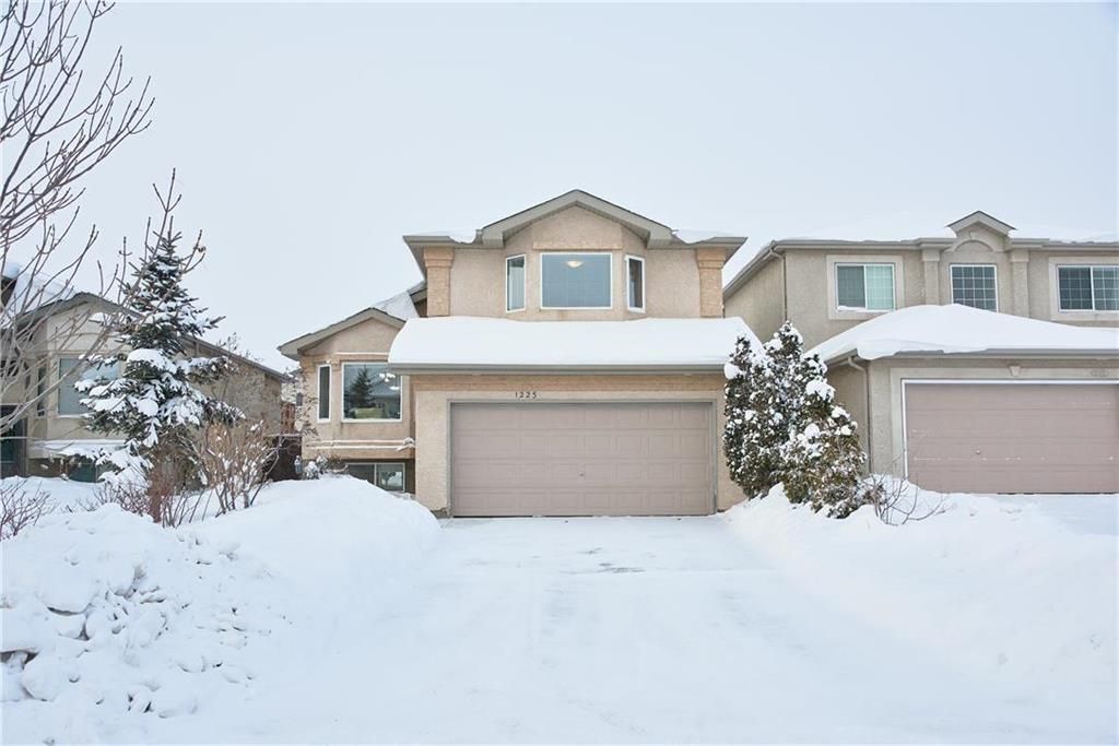 Main Photo: 1223 Colby Avenue in Winnipeg: Fairfield Park Residential for sale (1S)  : MLS®# 202228524