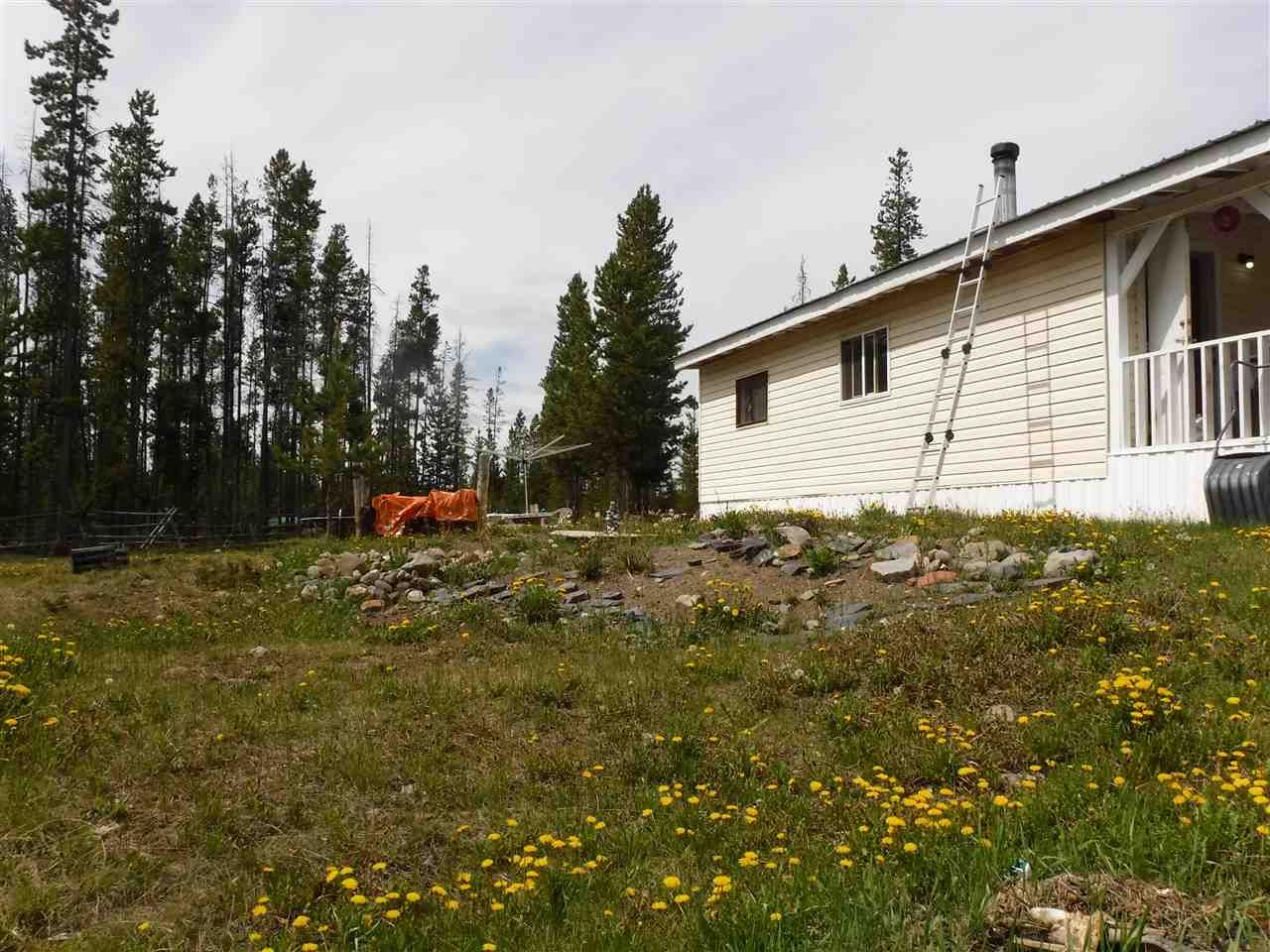 Main Photo: 2115 DORSEY Road in Williams Lake: Williams Lake - Rural West Manufactured Home for sale (Williams Lake (Zone 27))  : MLS®# R2461269