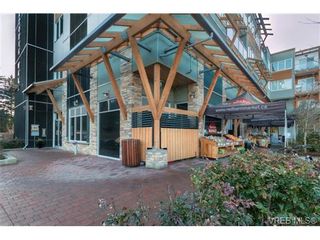Photo 2: 406 611 Brookside Rd in VICTORIA: Co Latoria Condo for sale (Colwood)  : MLS®# 688976