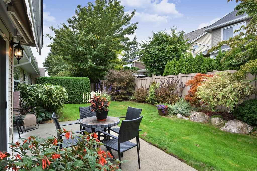 Photo 17: Photos: 22 14877 33RD Avenue in Surrey: King George Corridor Townhouse for sale in "Sandhurst" (South Surrey White Rock)  : MLS®# R2206509
