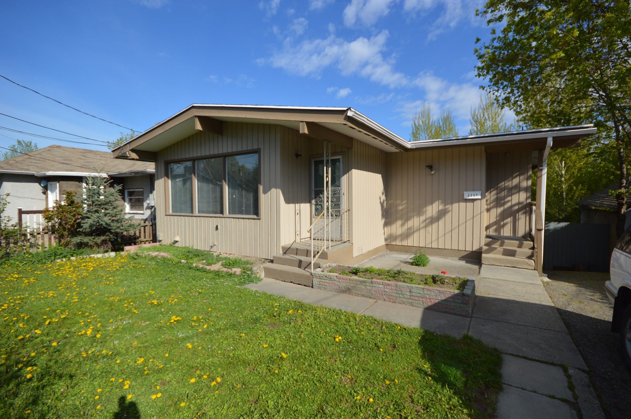Main Photo: 3207 24th Avenue in Vernon: City of Vernon Office for sale (North Okanagan)  : MLS®# 10115065