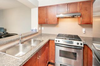 Photo 6: 114 5725 AGRONOMY Road in Vancouver: University VW Condo for sale in "GLENLLOYD PARK" (Vancouver West)  : MLS®# R2343269