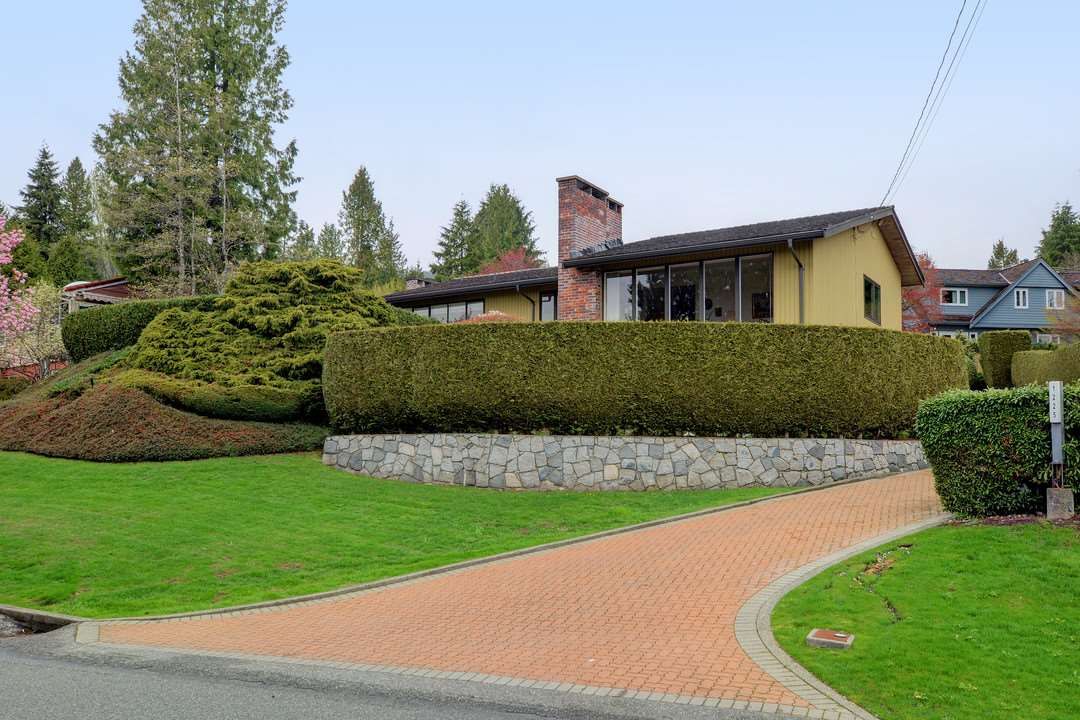 Main Photo: 1225 RENTON Road in West Vancouver: British Properties House for sale : MLS®# R2357527