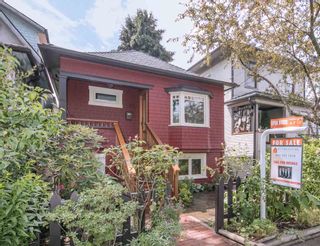 Photo 1: 1127 SEMLIN DRIVE in Vancouver: Grandview VE House for sale (Vancouver East)  : MLS®# R2094573