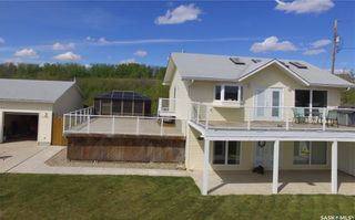 Photo 2: 703 Willow Avenue in Saskatchewan Beach: Residential for sale : MLS®# SK714686