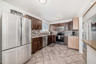 Photo 6: 2711 46 Street SE in Calgary: Dover Semi Detached (Half Duplex) for sale : MLS®# A2123114