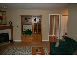 Photo 3: 102 1132 DUFFERIN Street in Coquitlam: Eagle Ridge CQ Home for sale ()  : MLS®# V921756