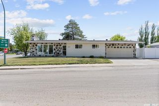 Photo 1: 3333 Diefenbaker Drive in Saskatoon: Pacific Heights Residential for sale : MLS®# SK898791