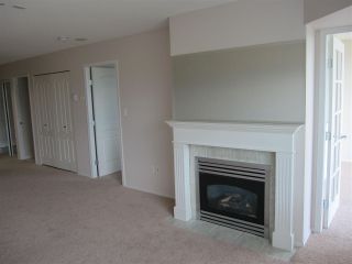 Photo 3: 909 12148 224 Street in Maple Ridge: East Central Condo for sale in "PANORAMA - ECRA" : MLS®# R2084519