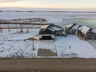 Photo 41: 821 Turnberry Cove in Niverville: House for sale : MLS®# 202401001