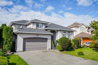 Photo 2: 12179 63A Avenue in Surrey: Panorama Ridge House for sale in "Boundary Park" : MLS®# R2622301