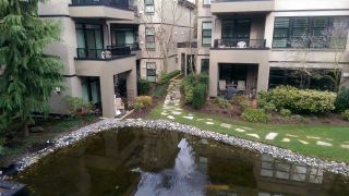 Photo 2: 221 3769 W 7TH Avenue in Vancouver: Point Grey Condo for sale in "MAYFAIR HOUSE" (Vancouver West)  : MLS®# R2034085
