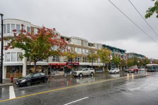 Photo 3: 406 2665 W BROADWAY in Vancouver: Kitsilano Condo for sale (Vancouver West)  : MLS®# R2623783