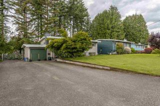 Photo 2: 34571 DEVON Crescent in Abbotsford: Abbotsford East House for sale : MLS®# R2462193