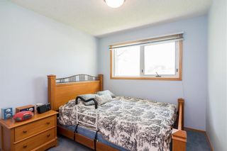 Photo 13: 868 Lindsay Street in Winnipeg: River Heights South Residential for sale (1D)  : MLS®# 202216968