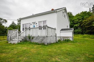 Photo 2: 231 Yankeetown Road in Hammonds Plains: 21-Kingswood, Haliburton Hills, Residential for sale (Halifax-Dartmouth)  : MLS®# 202214609