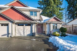 Photo 1: 5 1620 Piercy Ave in Courtenay: CV Courtenay City Row/Townhouse for sale (Comox Valley)  : MLS®# 891234