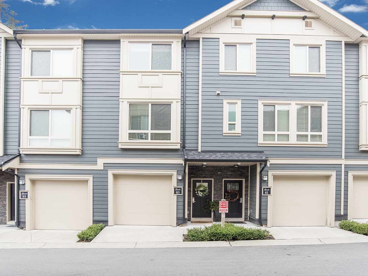 Main Photo: 83 19913 70 Avenue in Langley: Willoughby Heights Townhouse for sale in "The Brooks" : MLS®# R2540549