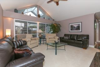 Photo 2: 4523 DAWN PLACE in Delta: Holly House  (Ladner)  : MLS®# R2032426