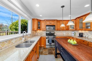 Photo 11: 6265 SUMMIT Avenue in West Vancouver: Gleneagles House for sale : MLS®# R2864847