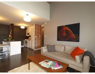 Photo 4: 315 1549 KITCHENER Street in Vancouver: Grandview VE Condo for sale in "DHARMA DIGS" (Vancouver East)  : MLS®# V774867