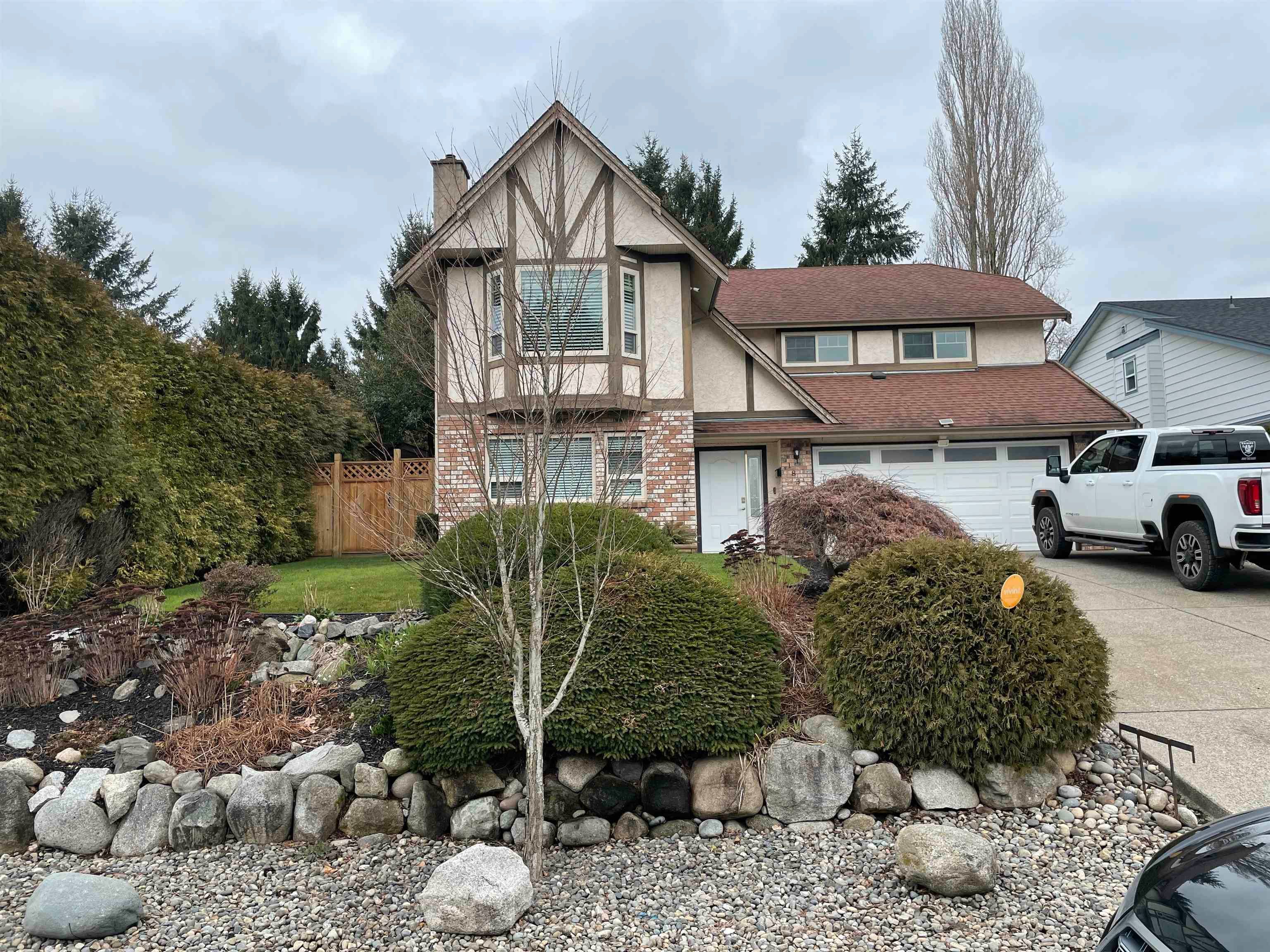 Main Photo: 18355 56B Avenue in Surrey: Cloverdale BC House for sale in "CLOVER HILL" (Cloverdale)  : MLS®# R2653395
