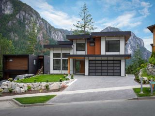 Photo 31: 2204 WINDSAIL Place in Squamish: Plateau House for sale : MLS®# R2464154