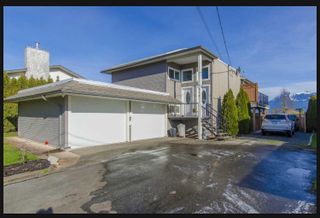 Photo 1: 9376 JAMES Street in Chilliwack: Chilliwack E Young-Yale 1/2 Duplex for sale : MLS®# R2527082