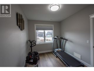 Photo 14: 2590 Crown Crest Drive in West Kelowna: House for sale : MLS®# 10306805