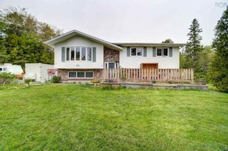 Photo 2: 23 Stage Road in Enfield: 105-East Hants/Colchester West Residential for sale (Halifax-Dartmouth)  : MLS®# 202212068