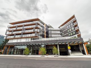 Photo 23: 204 1365 PEMBERTON Avenue in Squamish: Downtown SQ Condo for sale in "VANTAGE" : MLS®# R2874882